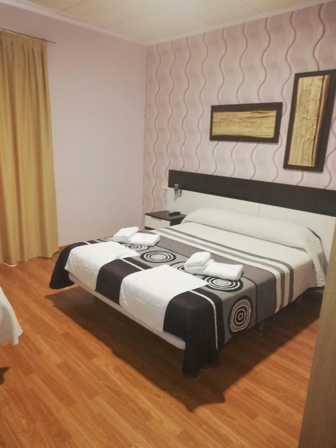 Hotel Gardu Монтеалегре-дель-Кастильо Экстерьер фото